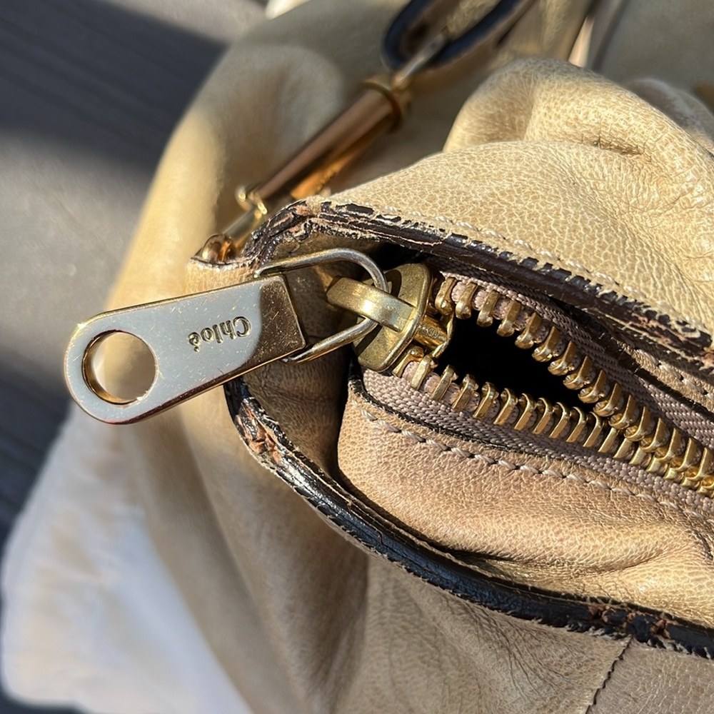 Chloé satchel bag in good used condition. Authenticity card is included. - Picture 13 of 16